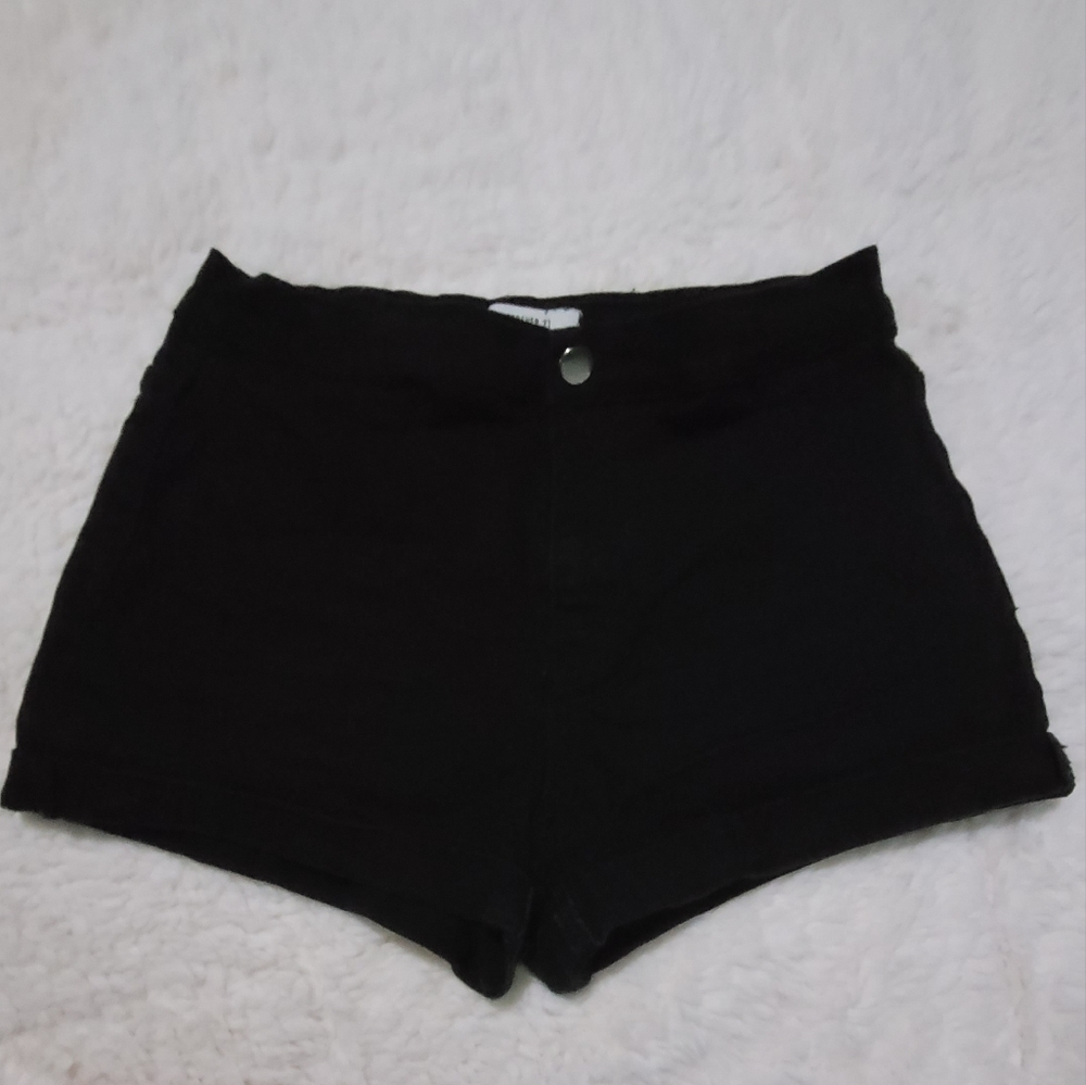 Forever 21 black shorts
